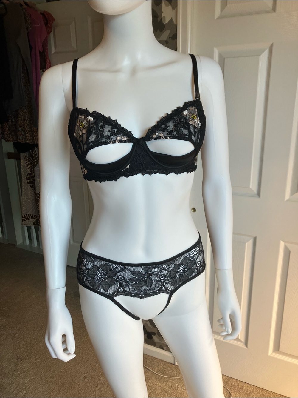 Victoria’s Secret bra and panty set